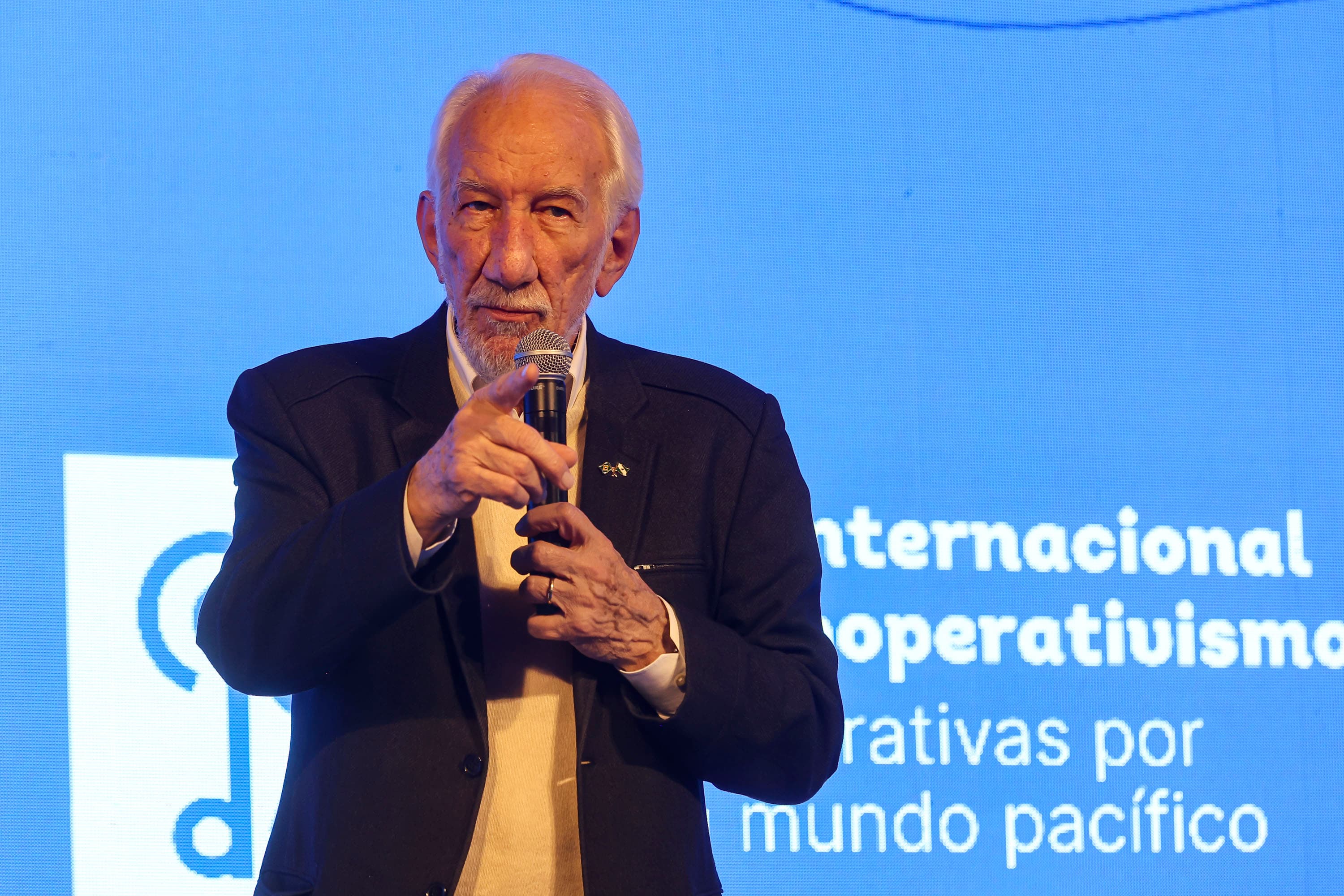 Darci Piana destaca força do cooperativismo paranaense em encontro com setor