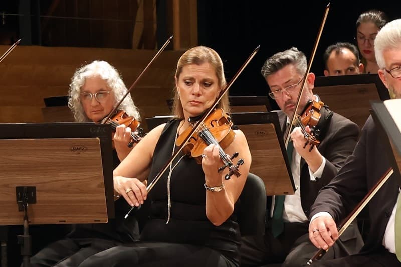 Orquestra de Câmara se apresenta em igrejas do Pinheirinho e Boa Vista